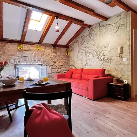 Apartment Clerisseau